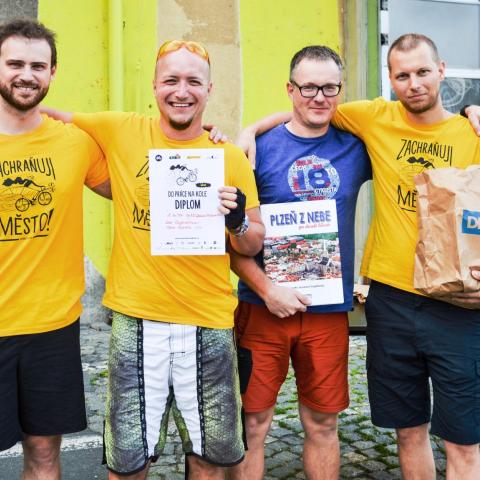 Naše knihny jako výhry v kampani Do práce na kole 2018 Naše knihny jako výhry v kampani Do práce na kole 2018